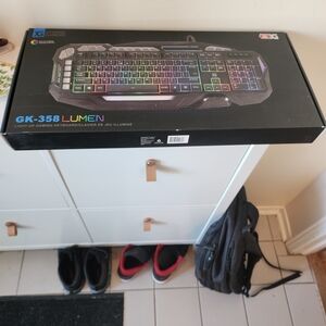 GK-358 Lumen Light-Up Gaming Keyboard - Black